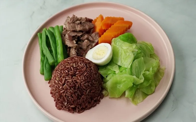 an gao lut co giam can khong giai dap chi tiet