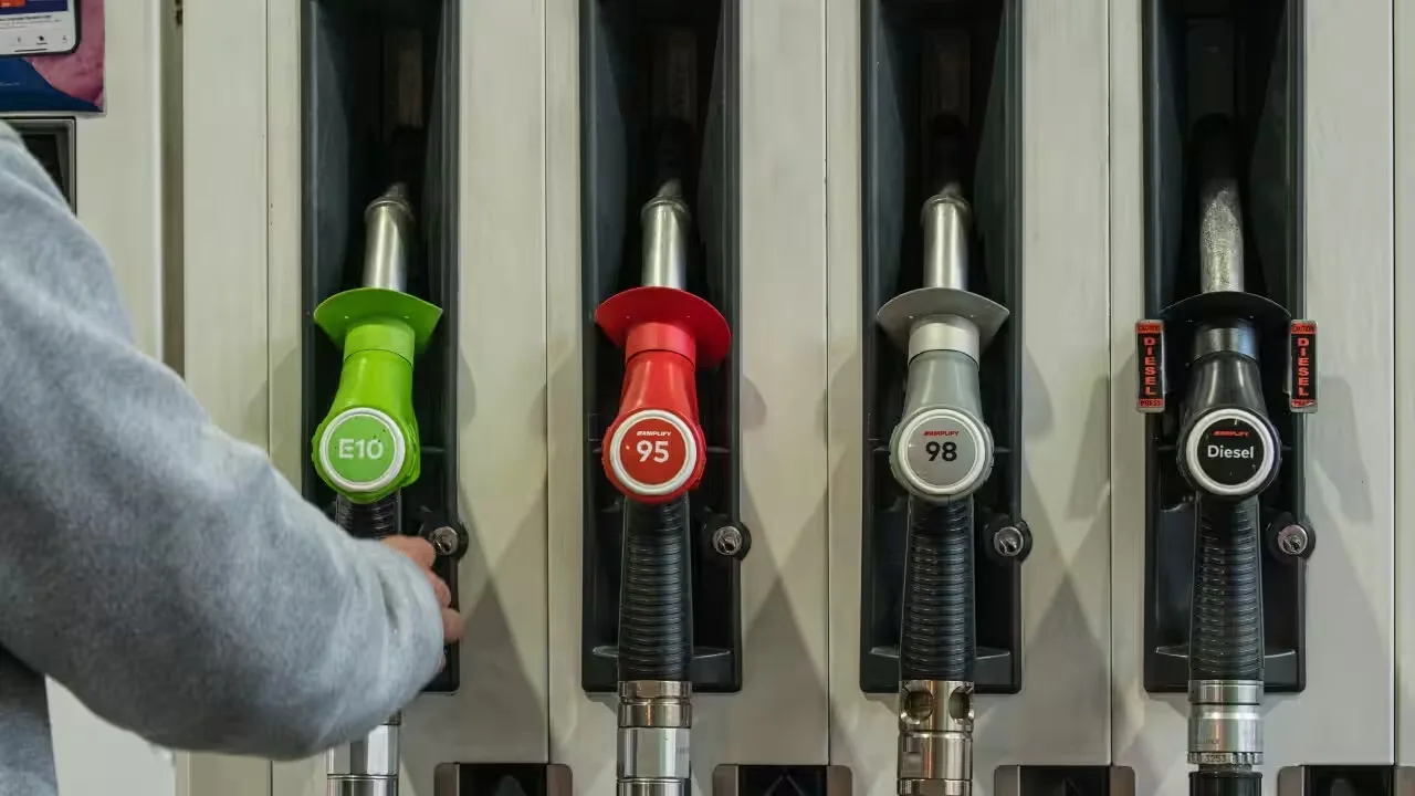Xăng E10 là xăng gì