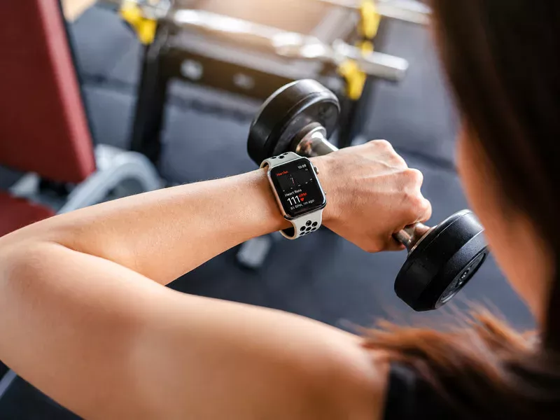 Apple Watch là gì? Khám phá tính năng, lợi ích, cách sử dụng